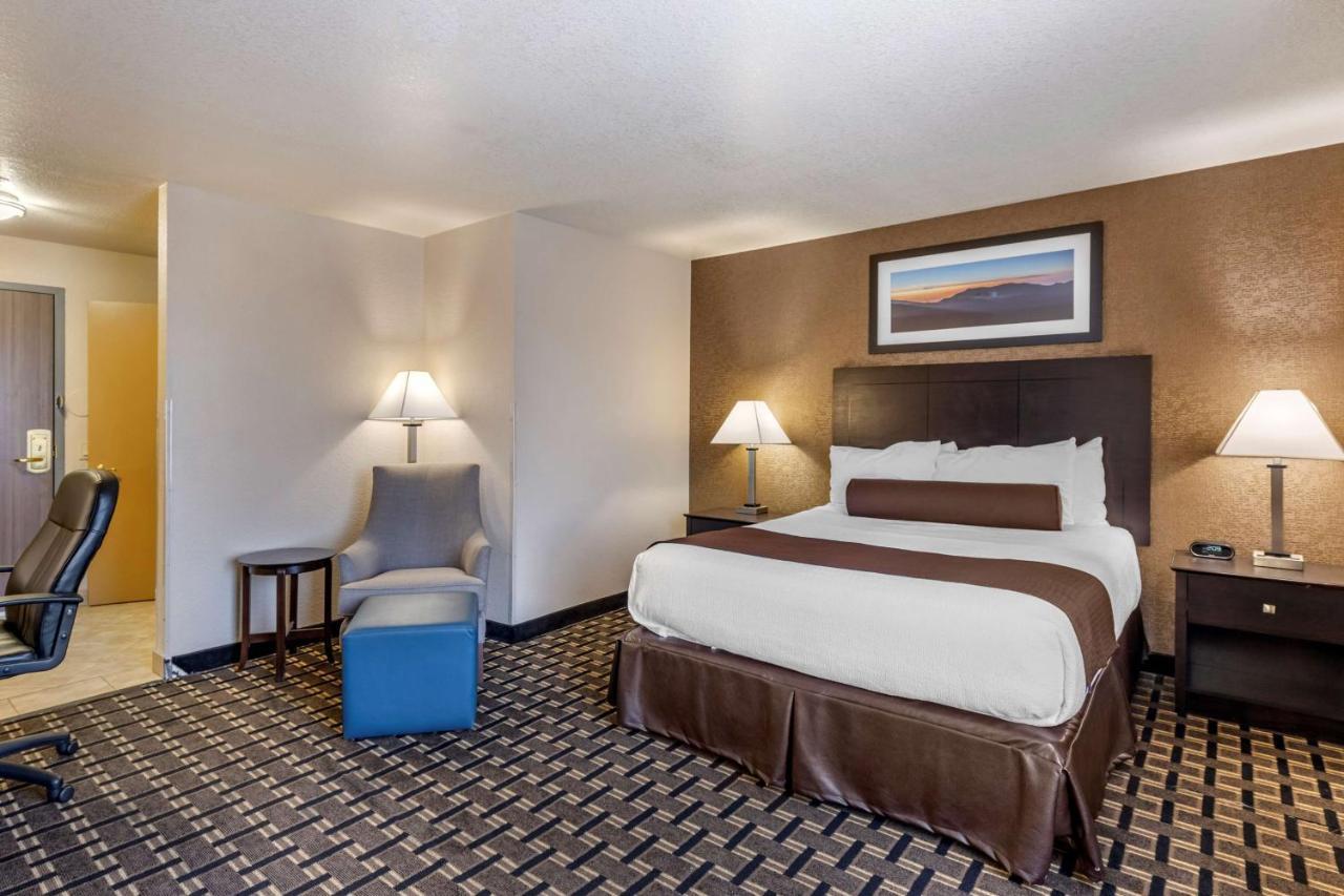 Queen Suite Disability Access