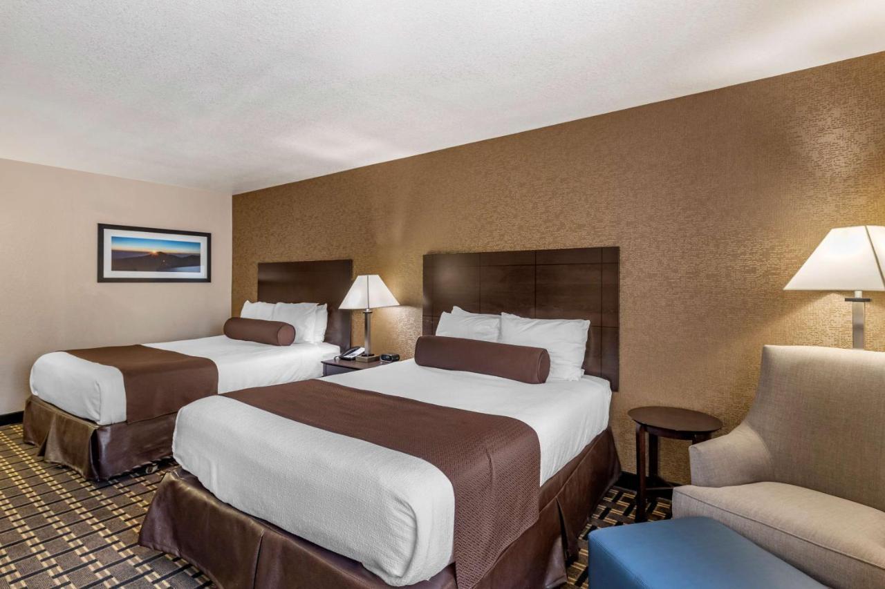 Queen Room Two Queen Beds Disability Access