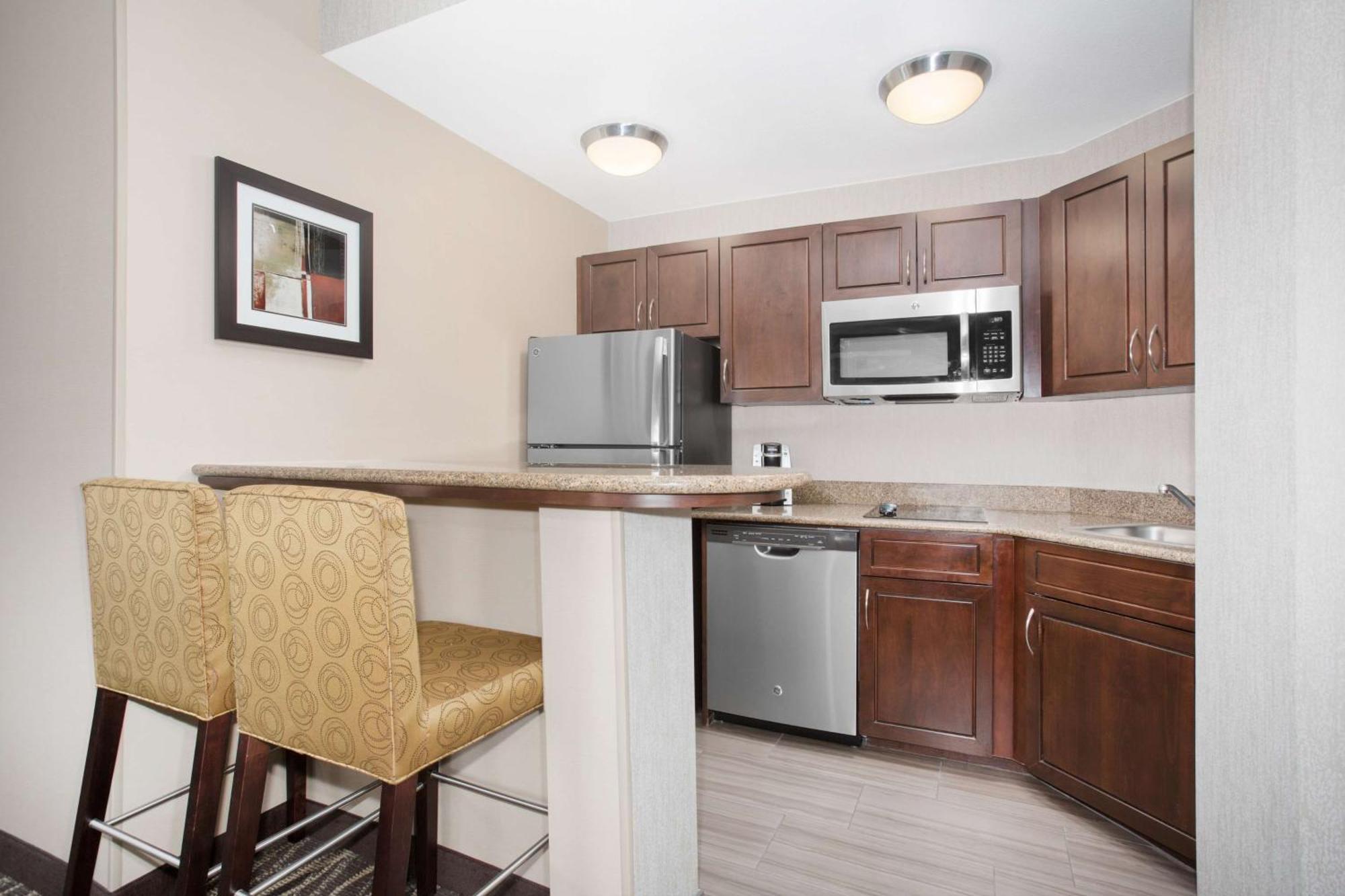 Non-Smoking Two Bedroom Suite