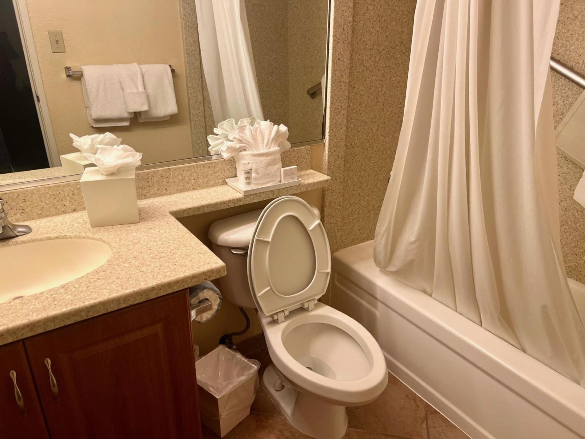 One-Bedroom Suite No Resort Fee