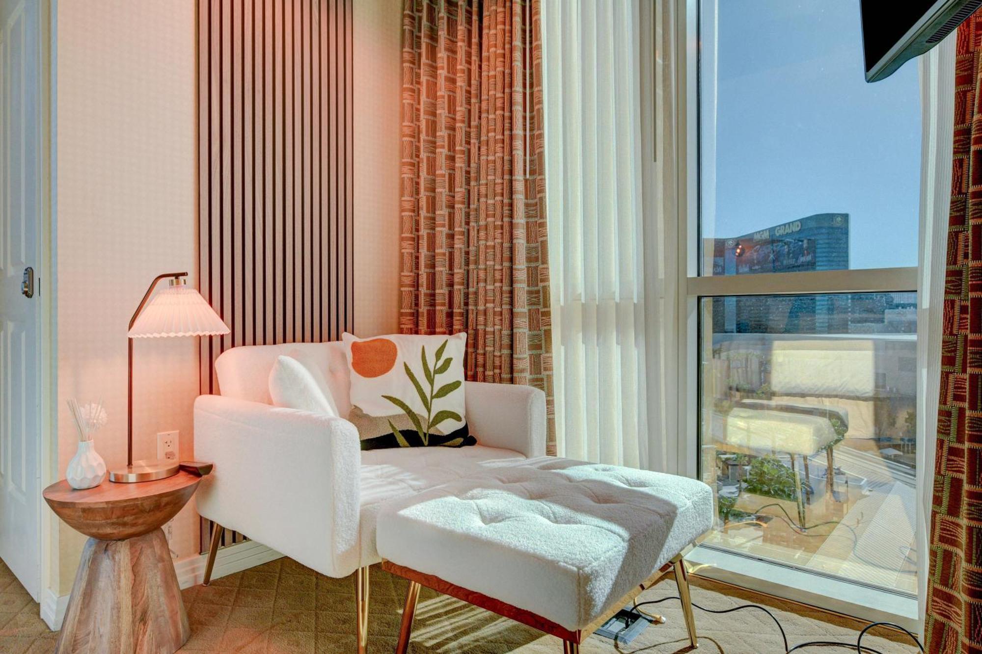Superior King Suite