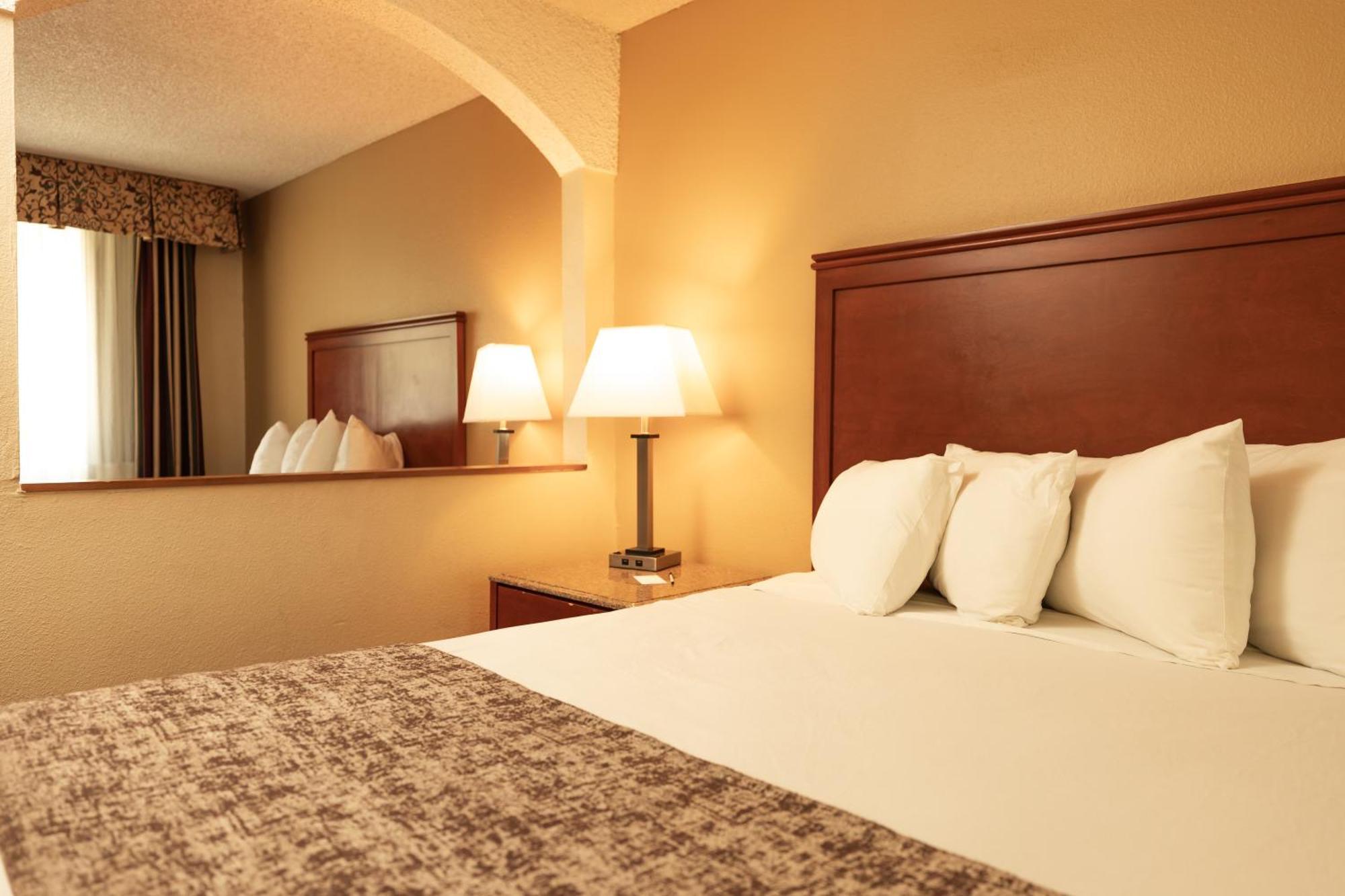 Standard Queen Room Two Queen Beds Non Smoking