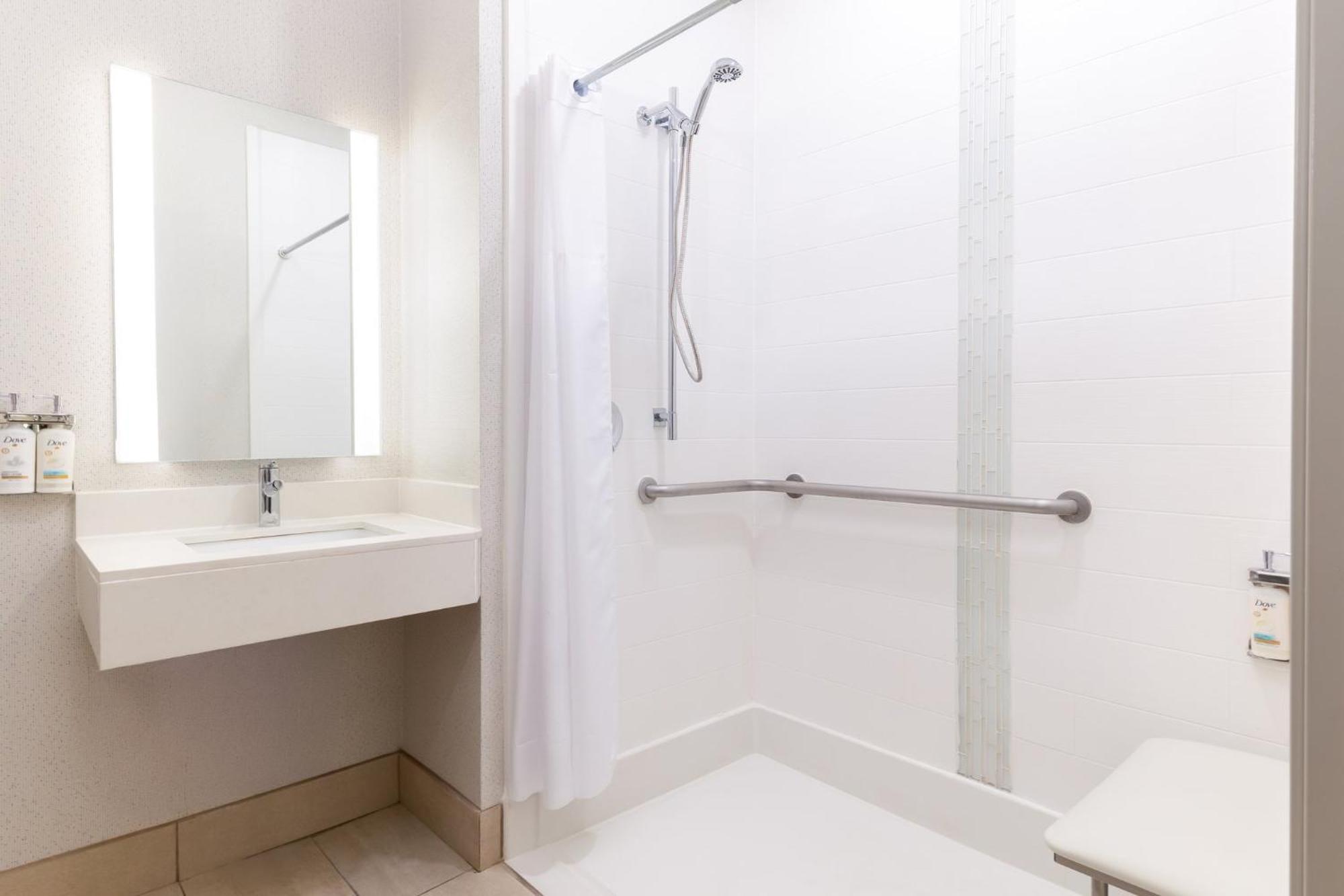 Standard King Room with Roll-In Shower - Communications Access