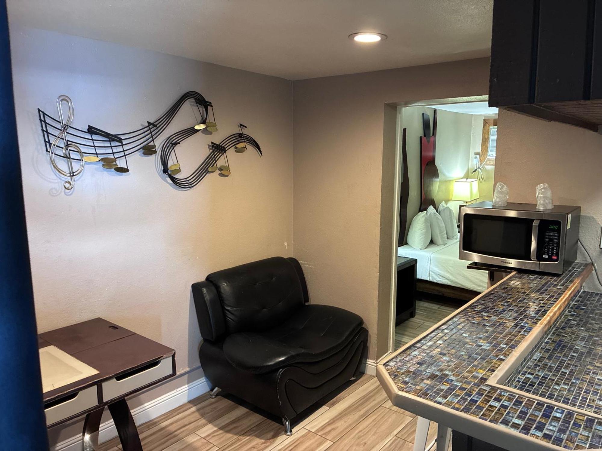 Deluxe Junior Suite