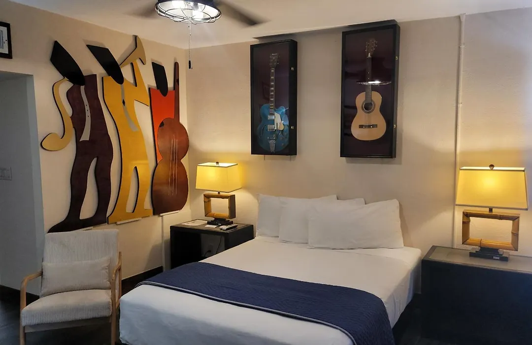 Desert Hills Motel-1