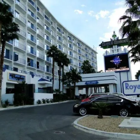Royal Resort-2