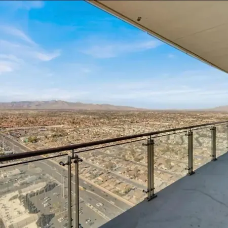The Adele Palazzo Suite At Palms Place-3