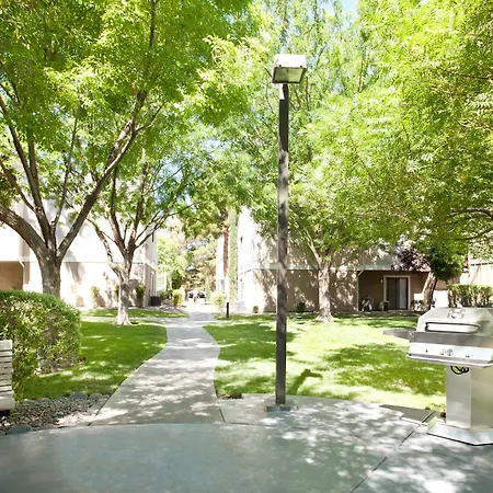Residence Inn By Marriott Las Vegas Convention Center-2