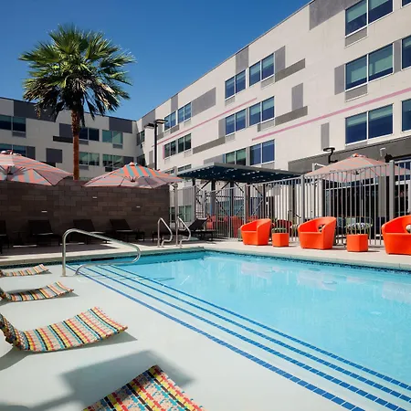 Aloft By Marriott Henderson-2