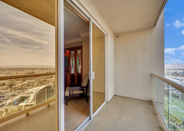 Kintsugi Retreat-Condo-Stripview-No Resort Fee Las Vegas