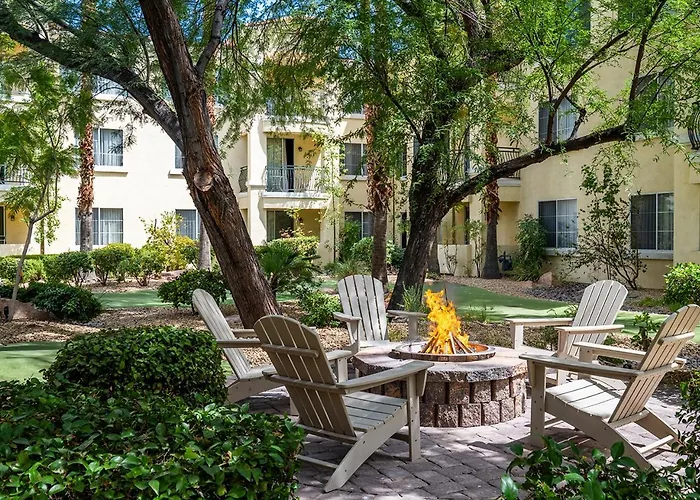 Las Vegas Hotel DealsClub De Soleil All-Suite