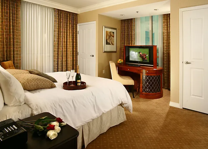 Las Vegas Hotel DealsLuxury Suites International At The Signature